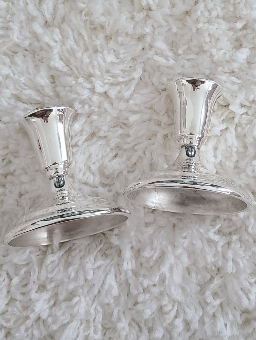Set of 2 Vintage Silver Plated Candle Holders - Picture 2 of 7